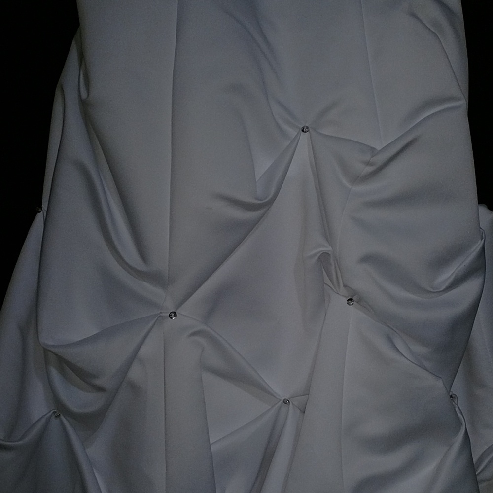 Flower Girl Dress - Picture 3 of 8